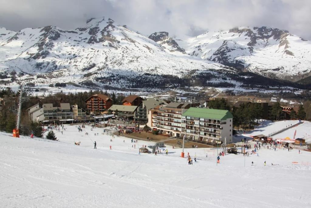 Appartement Au Pied Des Pistes ラ・ジュー・デュ・ルー エクステリア 写真